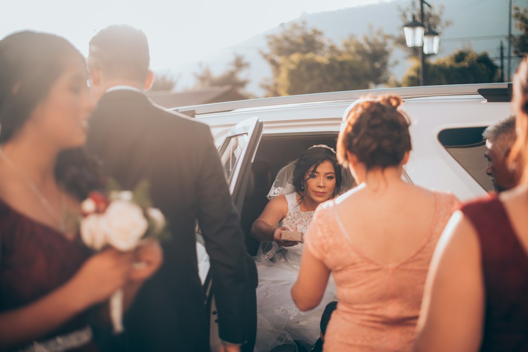 LX Limo airport rates